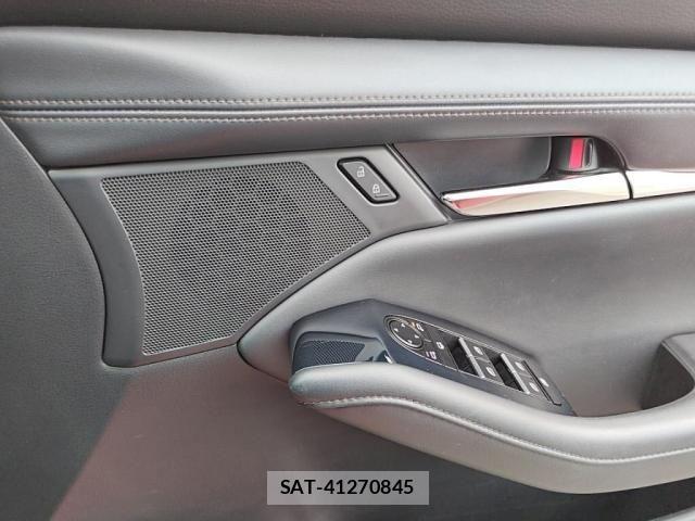 Mazda MAZDA3 2019-07 7272277-17
