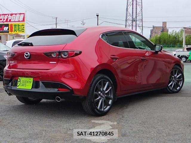 Mazda MAZDA3 2019-07 7272277-1