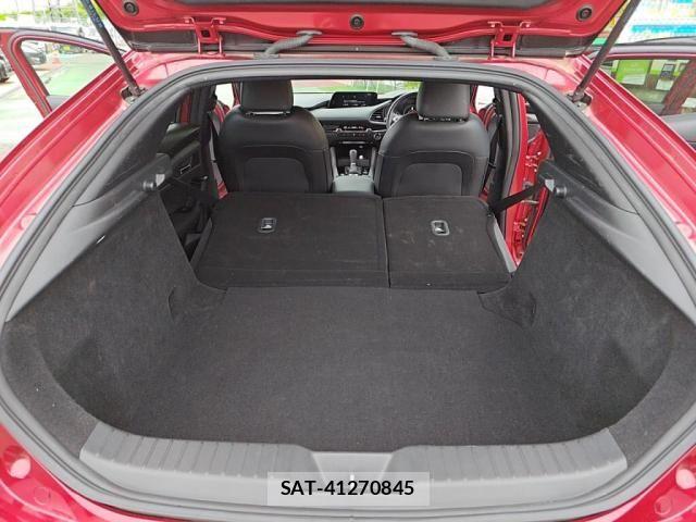 Mazda MAZDA3 2019-07 7272277-25