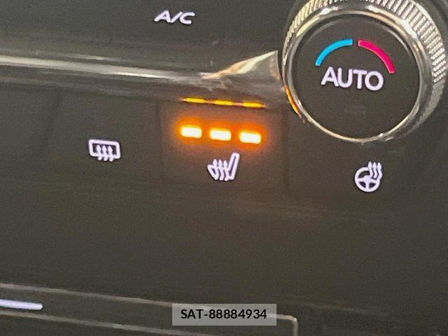 Mazda MAZDA3 2019-12 7328212-7