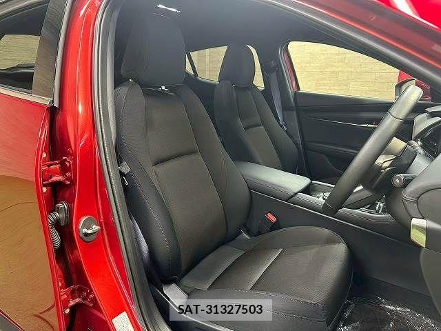 Mazda MAZDA3 2024-12 7358633-8