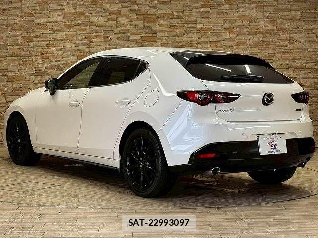 Mazda MAZDA3 2022-12 7358632-16