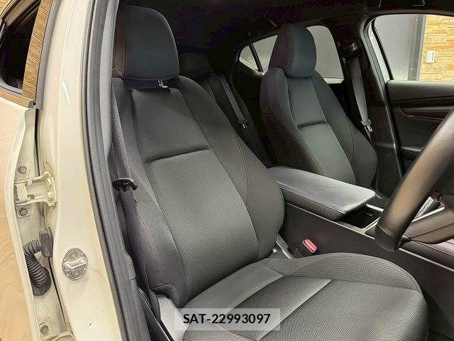 Mazda MAZDA3 2022-12 7358632-4