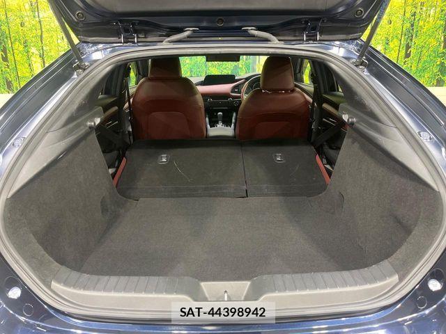Mazda MAZDA3 2021-04 7358637-9