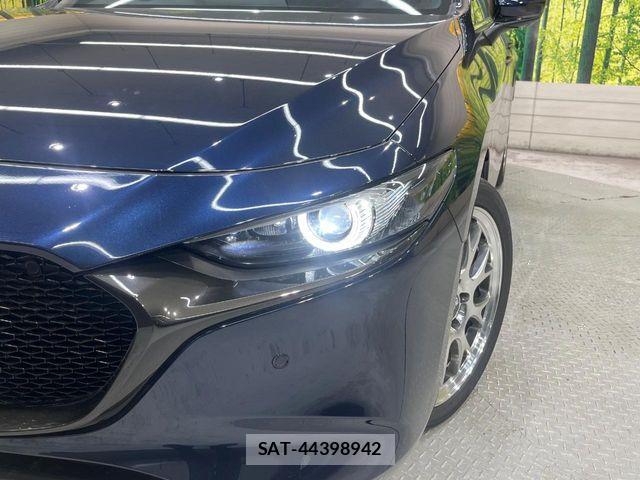 Mazda MAZDA3 2021-04 7358637-11