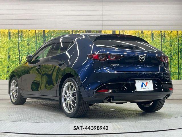 Mazda MAZDA3 2021-04 7358637-16