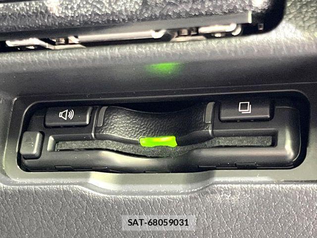 Mazda MAZDA3 2019-12 7358641-4