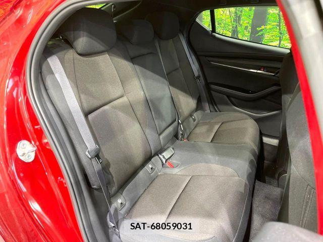 Mazda MAZDA3 2019-12 7358641-8