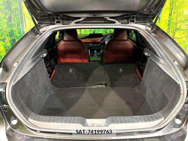 Mazda MAZDA3 2019-06 7358639-7