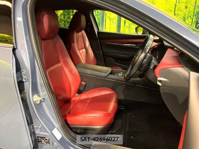 Mazda MAZDA3 2019-08 7358634-9