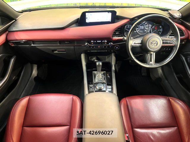 Mazda MAZDA3 2019-08 7358634-1