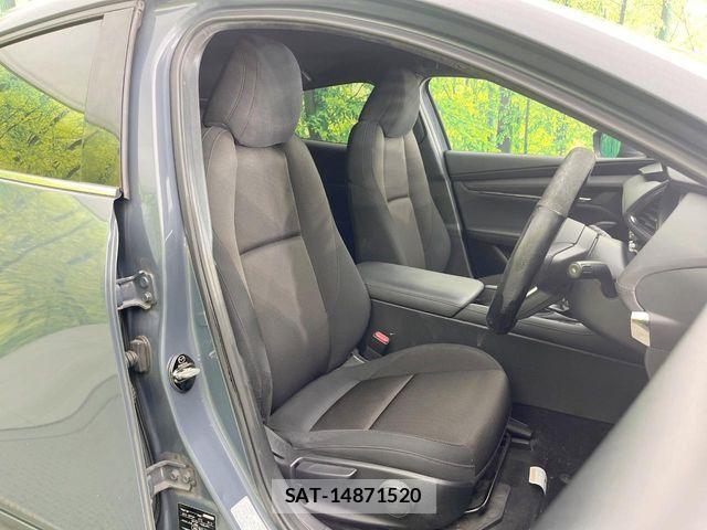 Mazda MAZDA3 2020-02 7358636-7