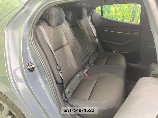 Mazda MAZDA3 2020-02 7358636-8