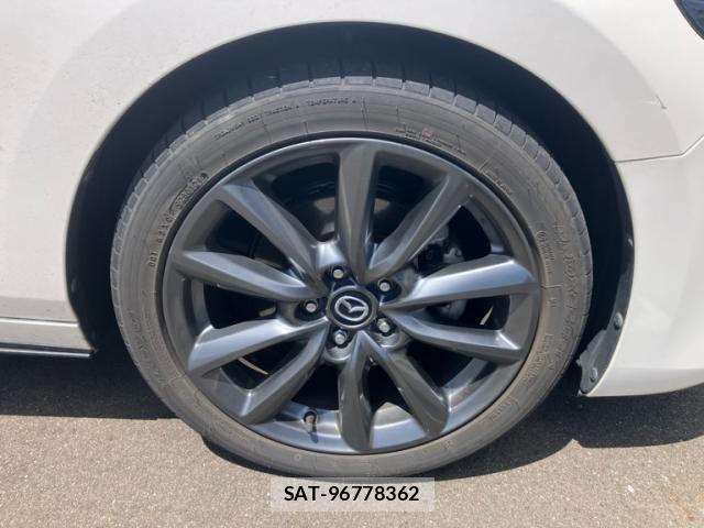 Mazda MAZDA3 2021-03 7358642-10