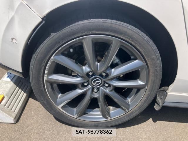 Mazda MAZDA3 2021-03 7358642-11