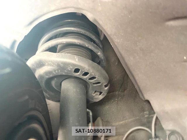 Mazda MAZDA3 2022-03 7358635-19