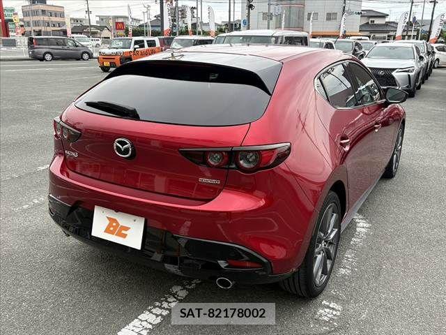 Mazda MAZDA3 2019-06 7358640-12