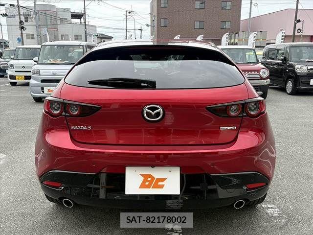 Mazda MAZDA3 2019-06 7358640-13