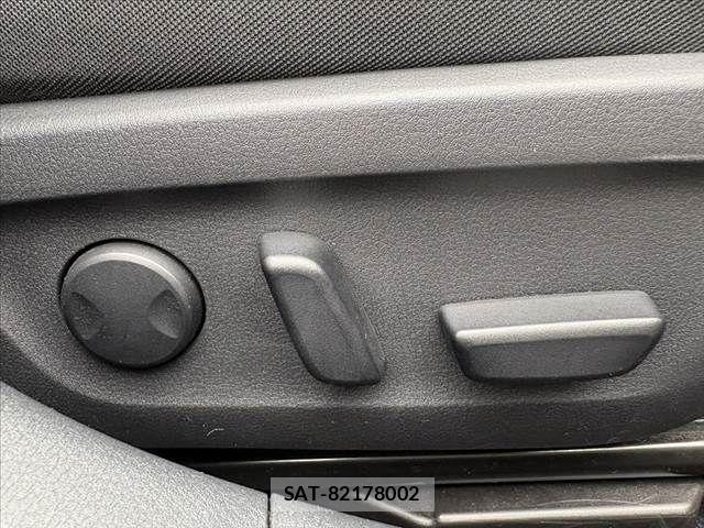 Mazda MAZDA3 2019-06 7358640-24