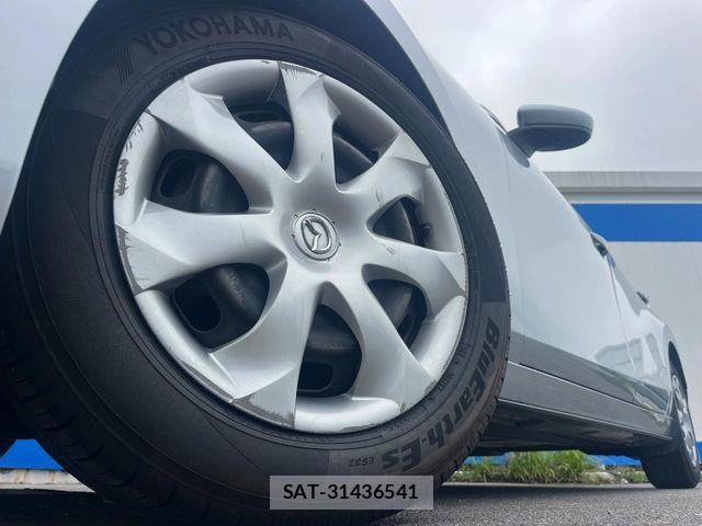 Mazda MAZDA3 2022-06 7392792-12