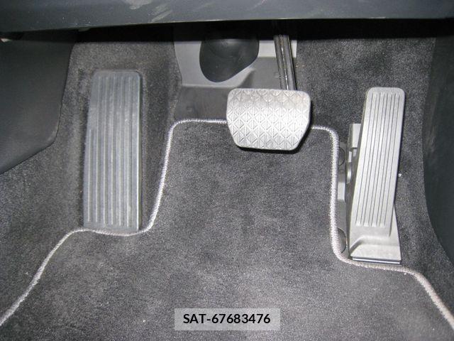 Mazda MAZDA3 2024-09 7392793-17