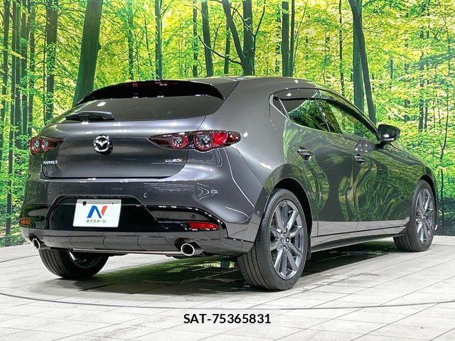 Mazda MAZDA3 2019-07 7392795-15
