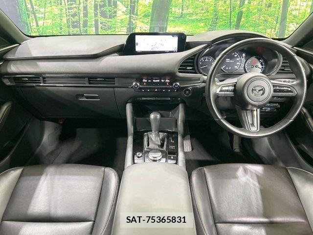 Mazda MAZDA3 2019-07 7392795-1
