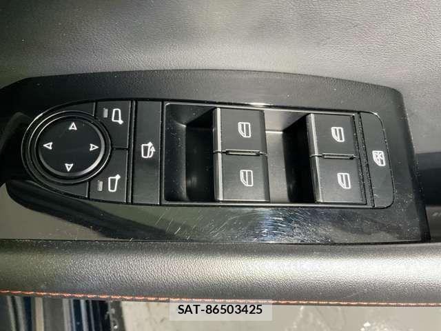 Mazda MAZDA3 2023-12 7392790-14