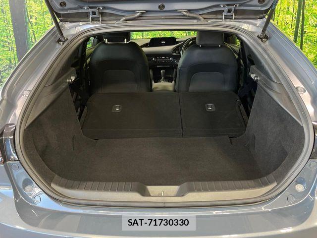 Mazda MAZDA3 2019-07 7392796-9
