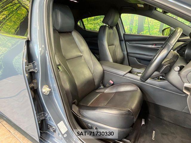 Mazda MAZDA3 2019-07 7392796-7