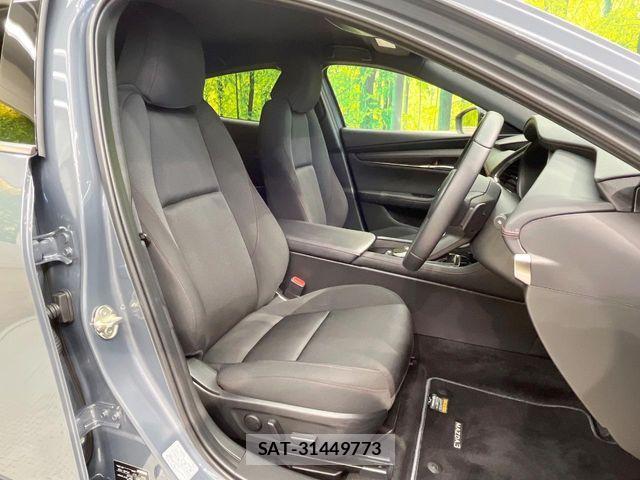 Mazda MAZDA3 2025-06 7392794-7
