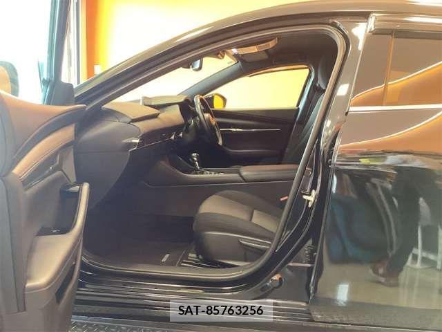 Mazda MAZDA3 2021-03 7455587-18