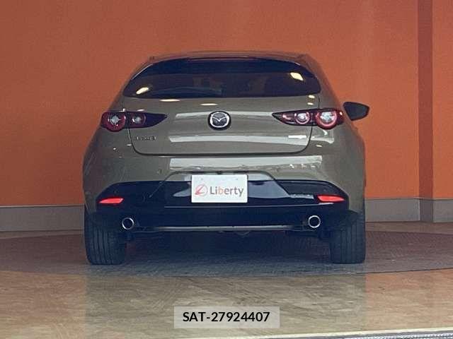 Mazda MAZDA3 2024-07 7455581-10