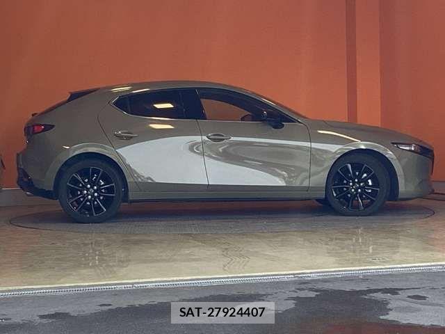 Mazda MAZDA3 2024-07 7455581-8