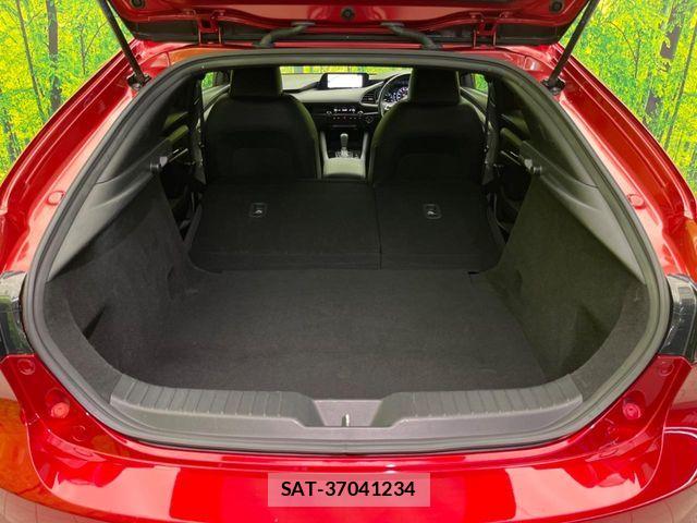 Mazda MAZDA3 2019-07 7455591-9