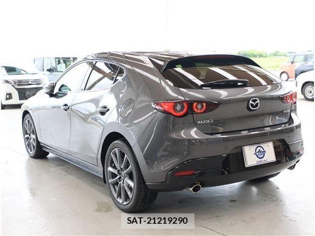 Mazda MAZDA3 2022-11 7455586-22