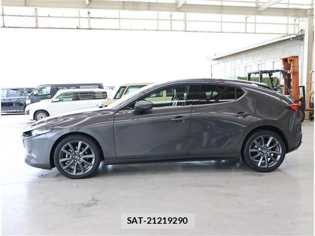 Mazda MAZDA3 2022-11 7455586-23