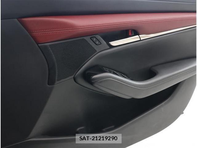 Mazda MAZDA3 2022-11 7455586-6