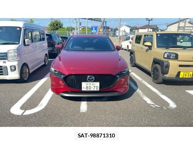 Mazda MAZDA3 2023-04 7455573-0