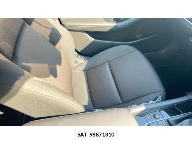 Mazda MAZDA3 2023-04 7455573-15