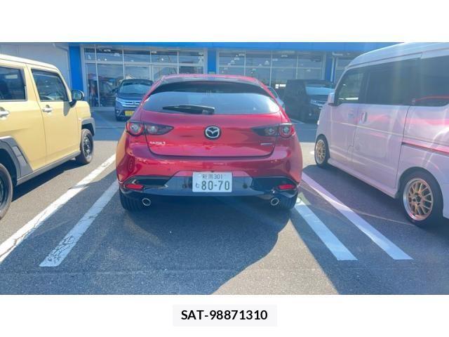 Mazda MAZDA3 2023-04 7455573-1