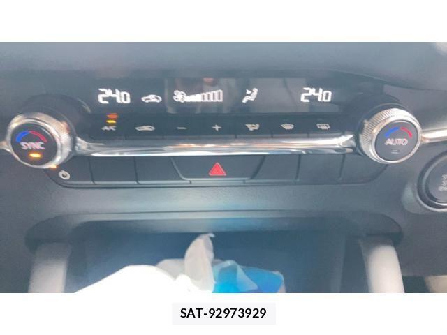 Mazda MAZDA3 2023-08 7455584-8