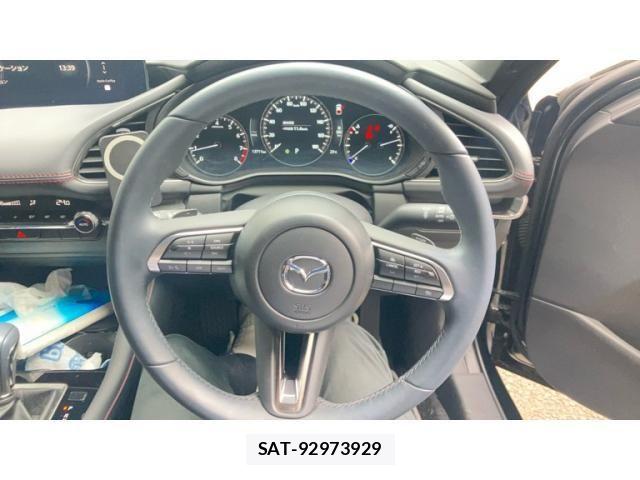 Mazda MAZDA3 2023-08 7455584-10