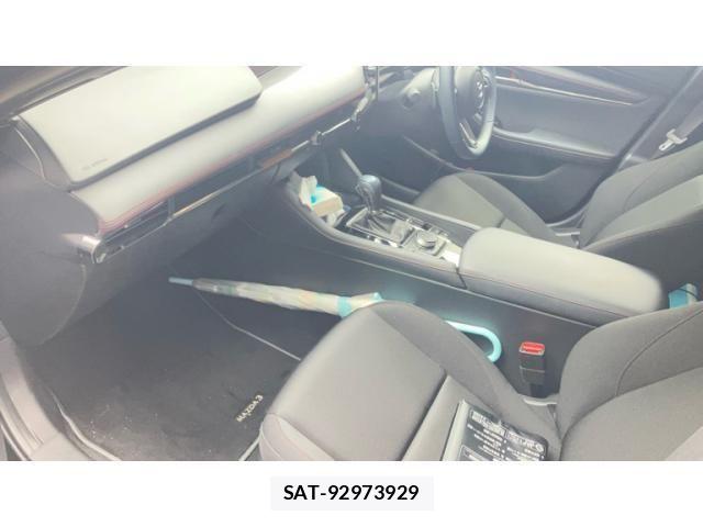 Mazda MAZDA3 2023-08 7455584-24