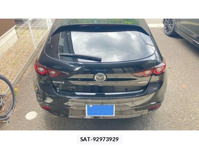 Mazda MAZDA3 2023-08 7455584-3