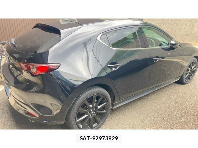 Mazda MAZDA3 2023-08 7455584-5