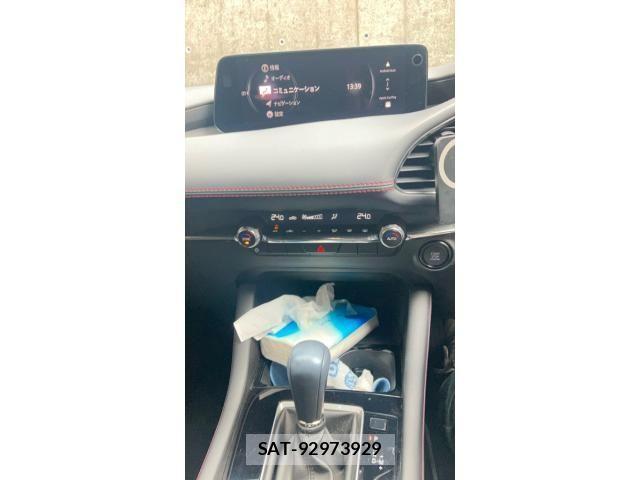 Mazda MAZDA3 2023-08 7455584-6