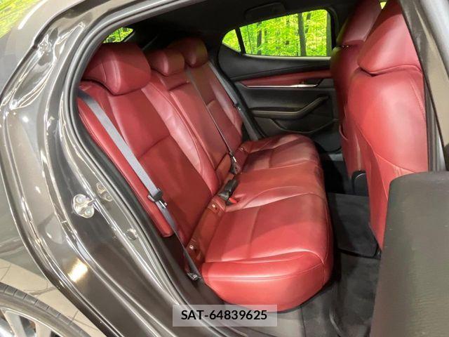 Mazda MAZDA3 2019-09 7455589-8