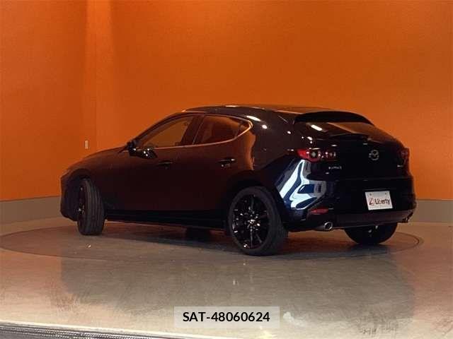 Mazda MAZDA3 2024-06 7455583-12