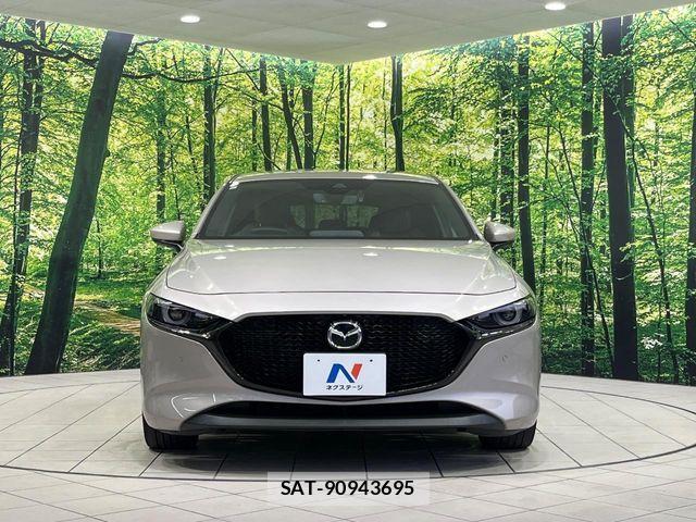 Mazda MAZDA3 2021-12 7501394-14